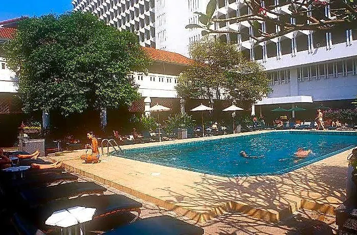 Indra Regent 4* בנגקוק
